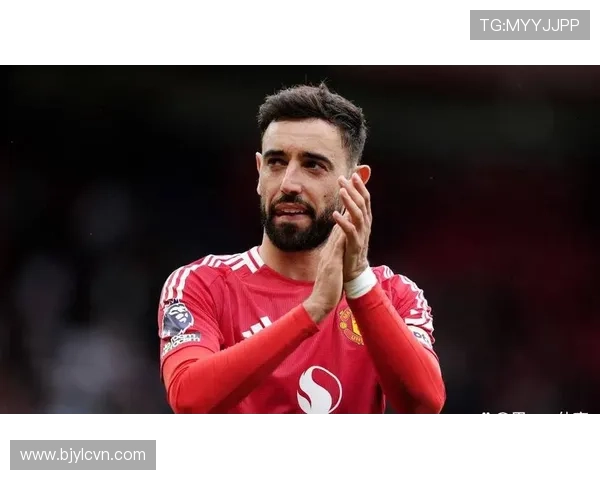 B费精彩演出!赛季贡献30球,21次助攻打破英超纪录,激情滑跪庆祝_费尔南德斯_进球_曼联